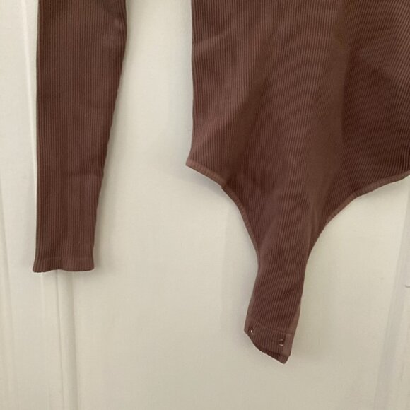 NWT Intimately Free People Meg Seamless Long-Sleeve Bodysuit Brown Sz XS/S - Picture 7 of 8